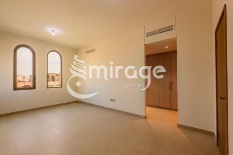 Townhouse in Khalifa City, Abu Dhabi, UAE 3 bedrooms, 171.7 sq.m. № 596723 - photo 3