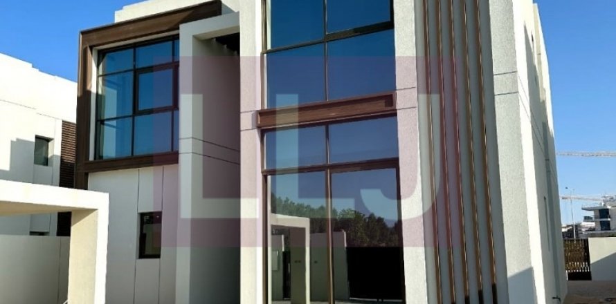 Vila di Abu Dhabi, UAE 4 bilik tidur, 350 meter persegi № 569926