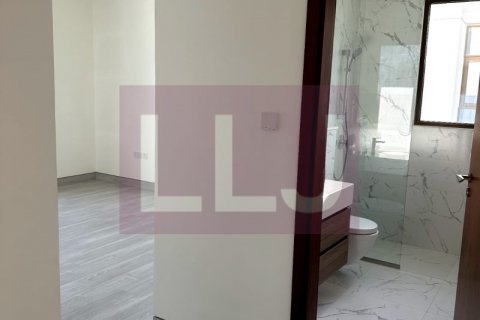 Vila di Abu Dhabi, UAE 4 bilik tidur, 350 meter persegi № 569926 - foto 13