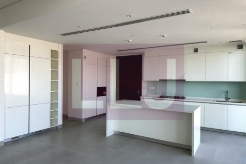 Vila di Abu Dhabi, UAE 4 bilik tidur, 350 meter persegi № 569926 - foto 3
