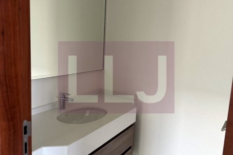 Vila di Abu Dhabi, UAE 4 bilik tidur, 350 meter persegi № 569926 - foto 18