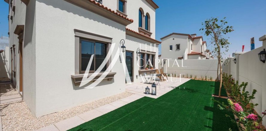 Townhouse in Khalifa City, Abu Dhabi, UAE 3 bedrooms, 172 sq.m. № 605090