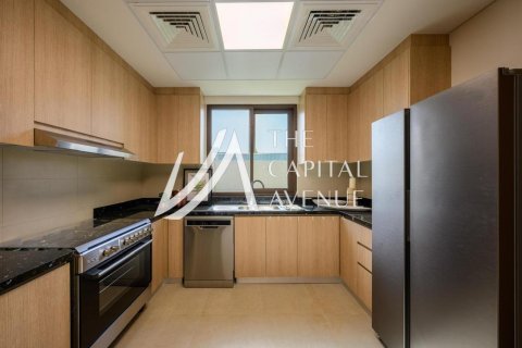 Townhouse in Khalifa City, Abu Dhabi, UAE 3 bedrooms, 172 sq.m. № 605090 - photo 4