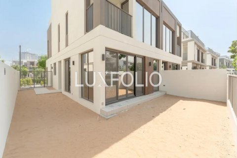 Vila v Tilal Al Ghaf, Dubai, SAE 4 ložnice, 317 m² Č.: 627793 - fotografie 2