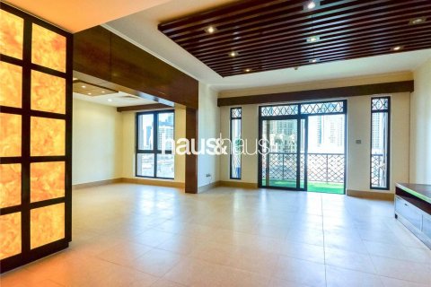 Apartment in Old Town, Dubai, UAE 2 bedrooms, 128 sq.m. № 626196 - photo 14