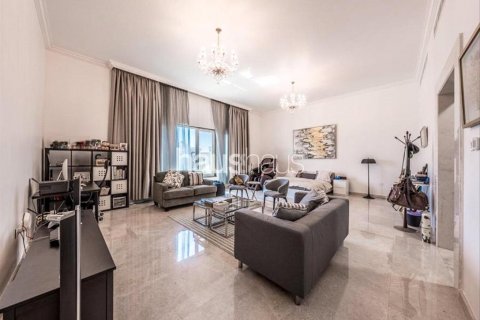Vila v Al Khawaneej, Dubai, SAE 7 ložnice, 1035 m² Č.: 626213 - fotografie 10