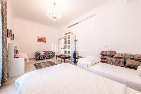 Vila v Al Khawaneej, Dubai, SAE 7 ložnice, 1035 m² Č.: 626213 - fotografie 18