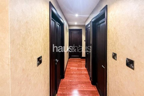 Apartment in Old Town, Dubai, UAE 3 bedrooms, 174 sq.m. № 626197 - photo 3