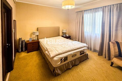 Apartment in Old Town, Dubai, UAE 3 bedrooms, 174 sq.m. № 626197 - photo 6