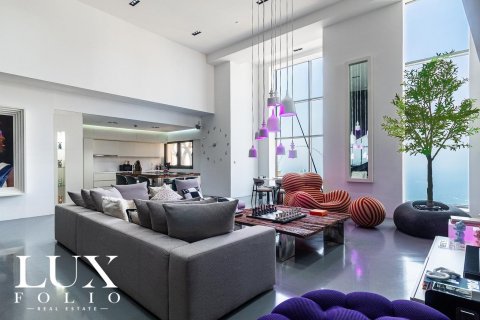 Jumeirah Beach Residence, Dubai, UAE의 임대용 아파트 침실 3개, 180제곱미터 번호 628075 - 사진 22