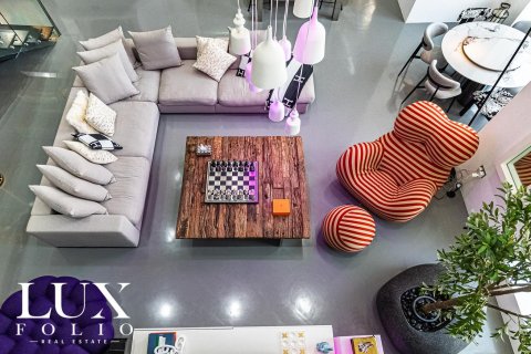 Jumeirah Beach Residence, Dubai, UAE의 임대용 아파트 침실 3개, 180제곱미터 번호 628075 - 사진 17