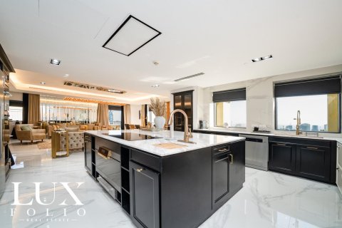 Střešní byt v Jumeirah Beach Residence, Dubai, SAE 4 ložnice, 525 m² Č.: 628076 - fotografie 20