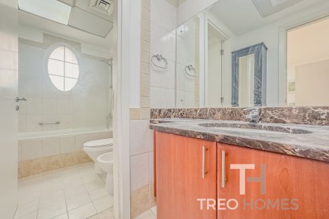 Villetta a schiera in affitto a The Springs, Dubai, EAU 3 camere da letto, 297 mq. № 597636 - foto 15