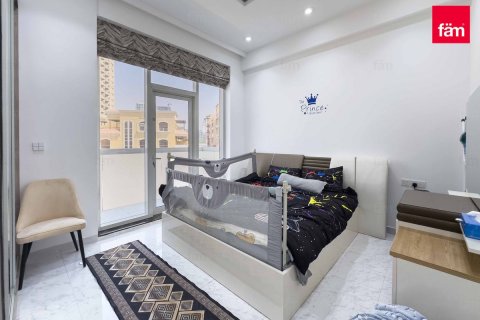 Villa in Dubai, UAE 3 bedrooms, 328.9 sq.m. № 622077 - photo 3