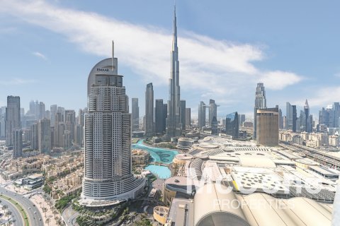 Apartment in Downtown Dubai (Downtown Burj Dubai), Dubai, UAE 2 bedrooms, 140 sq.m. № 586844 - photo 1