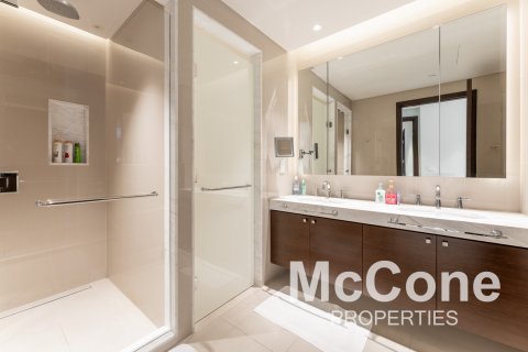 Apartment in Downtown Dubai (Downtown Burj Dubai), Dubai, UAE 2 bedrooms, 140 sq.m. № 586844 - photo 12