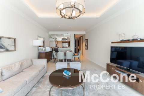 Apartment in Downtown Dubai (Downtown Burj Dubai), Dubai, UAE 2 bedrooms, 140 sq.m. № 586844 - photo 4