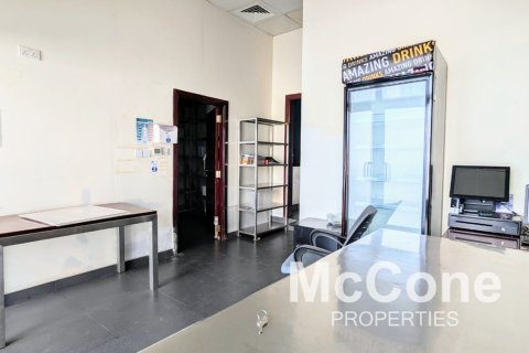 Obchod v Jumeirah Lake Towers, Dubai, SAE 92.62 m² Č.: 586848 - fotografie 5