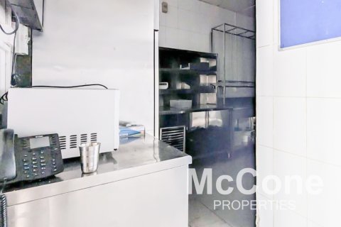 Obchod v Jumeirah Lake Towers, Dubai, SAE 92.62 m² Č.: 586848 - fotografie 10