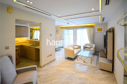 Townhouse in Jumeirah Village Triangle, Dubai, UAE 2 bedrooms, 152 sq.m. № 625856 - photo 8