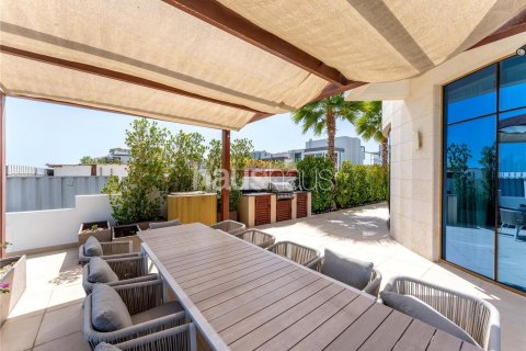 Vila v Palm Jumeirah, Dubai, SAE 7 ložnice, 1262 m² Č.: 625858 - fotografie 9