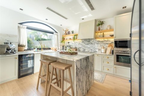 Vila v The Springs, Dubai, SAE 3 ložnice, 260 m² Č.: 625227 - fotografie 3