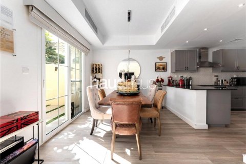 Vila v The Springs, Dubai, SAE 3 ložnice, 240 m² Č.: 625226 - fotografie 3