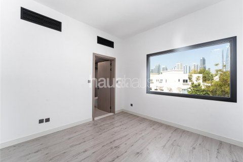 Villa in Meadows, Dubai, UAE 6 bedrooms, 457 sq.m. № 625228 - photo 14