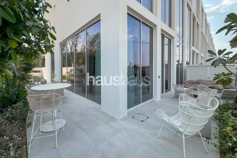 Townhouse in Al Barari, Dubai, UAE 4 bedrooms, 434 sq.m. № 625242 - photo 10