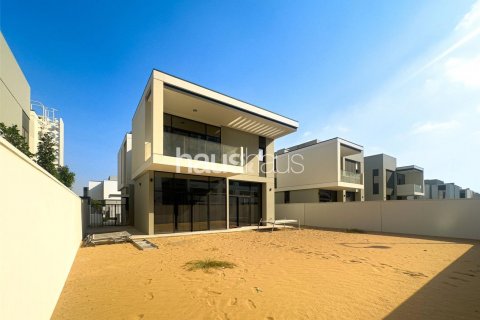 Villa in Al Furjan, Dubai, UAE 4 bedrooms, 331 sq.m. № 625229 - photo 13