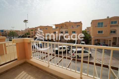 Rumah bandar di Al Reef, Abu Dhabi, UAE 3 bilik tidur, 174.1 meter persegi № 574592 - foto 3