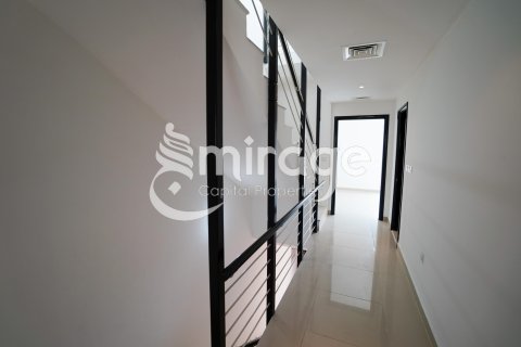Rumah bandar di Al Reef, Abu Dhabi, UAE 3 bilik tidur, 174.1 meter persegi № 574592 - foto 7