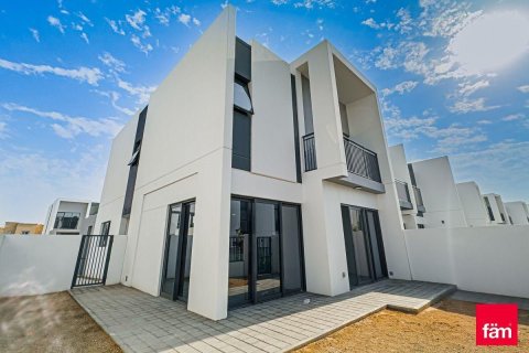 Řadový dům v Dubai, SAE 4 ložnice, 233.8 m² Č.: 596285
