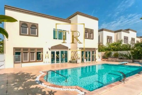 Jumeirah Park、Dubai、UAE にあるヴィラの賃貸物件 3ベッドルーム、701 m2、No368098 - 写真 1