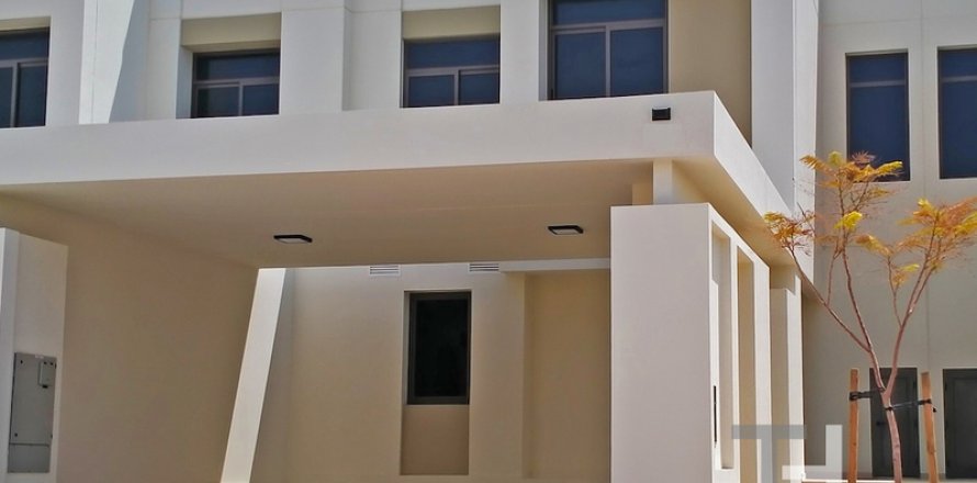 خانه شهری در Town Square، Dubai ، امارات متحده عربی 3 خوابه ، 203 متر مربع.  شماره 586753