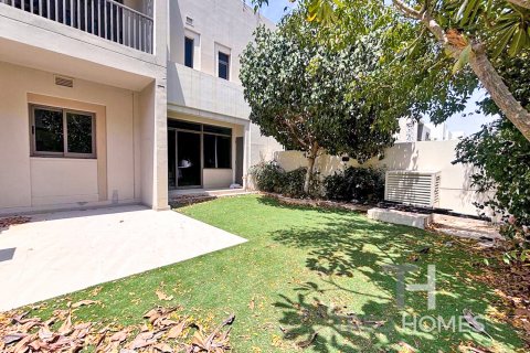 Řadový dům v Town Square, Dubai, SAE 3 ložnice, 207 m² Č.: 586755 - fotografie 1