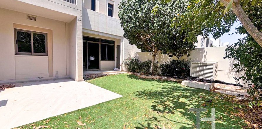 Řadový dům v Town Square, Dubai, SAE 3 ložnice, 207 m² Č.: 586755
