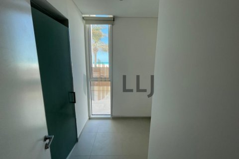 Townhouse de vânzare în Saadiyat Island, Abu Dhabi, EAU 2 dormitoare, 235 mp.  №605494 - poză 19