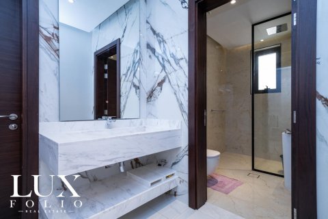 Vila v Nadd Al Sheba, Dubai, SAE 4 ložnice, 465 m² Č.: 627608 - fotografie 7