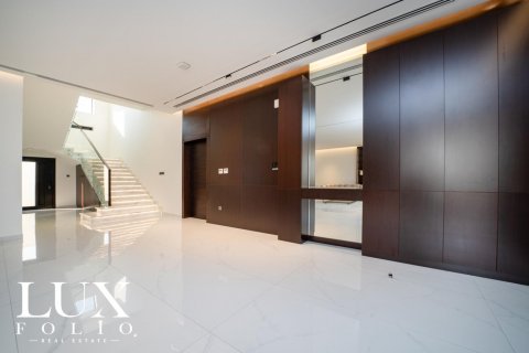 Vila v Nadd Al Sheba, Dubai, SAE 4 ložnice, 465 m² Č.: 627608 - fotografie 3