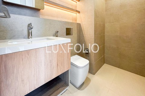 Apartment in Town Square, Dubai, UAE 1 bedroom, 45 sq.m. № 627606 - photo 12