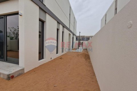Villa in Tilal Al Ghaf, Dubai, UAE 4 bedrooms, 203.1 sq.m. № 596414 - photo 28