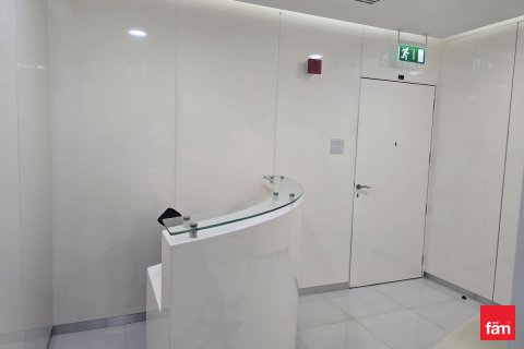 Oficiu de închiriat în Business Bay, Dubai, EAU 87.2 mp.  №621993 - poză 4