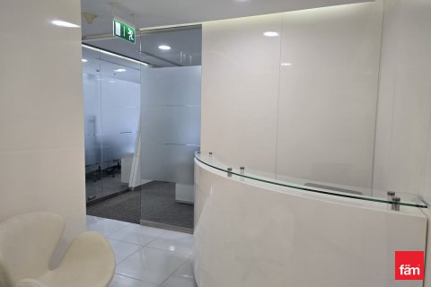 Oficiu de închiriat în Business Bay, Dubai, EAU 87.2 mp.  №621993 - poză 3