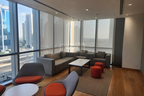 Zyrë në Dubai Marina, Emiratet e Bashkuara Arabe 1055.9 m2. № 591728 - Foto 9