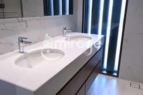 Řadový dům v Abu Dhabi, SAE 3 ložnice, 269 m² Č.: 550267 - fotografie 12
