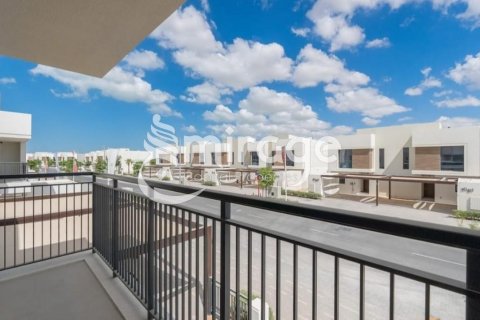 Vilë në Yas Island, Abu Dhabi, Emiratet e Bashkuara Arabe 4 dhoma gjumi, 324.4 m2. № 550206 - Foto 1
