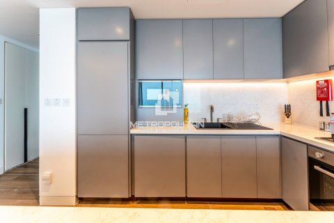 Apartmen di Jumeirah Lake Towers, Dubai, UAE 1 bilik tidur, 78 meter persegi № 592295 - foto 17