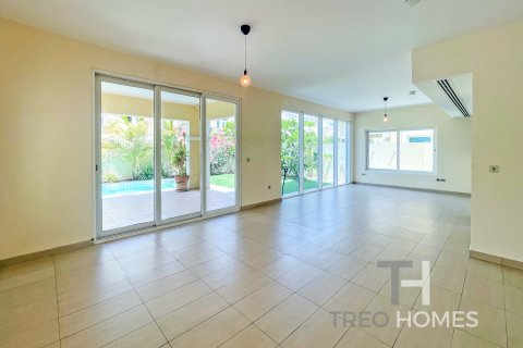 Vilë në Jumeirah Park, Dubai, Emiratet e Bashkuara Arabe 4 dhoma gjumi, 386 m2. № 586591 - Foto 4