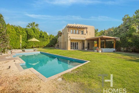 Vilë në Arabian Ranches, Dubai, Emiratet e Bashkuara Arabe 5 dhoma gjumi, 1273 m2. № 586524 - Foto 1